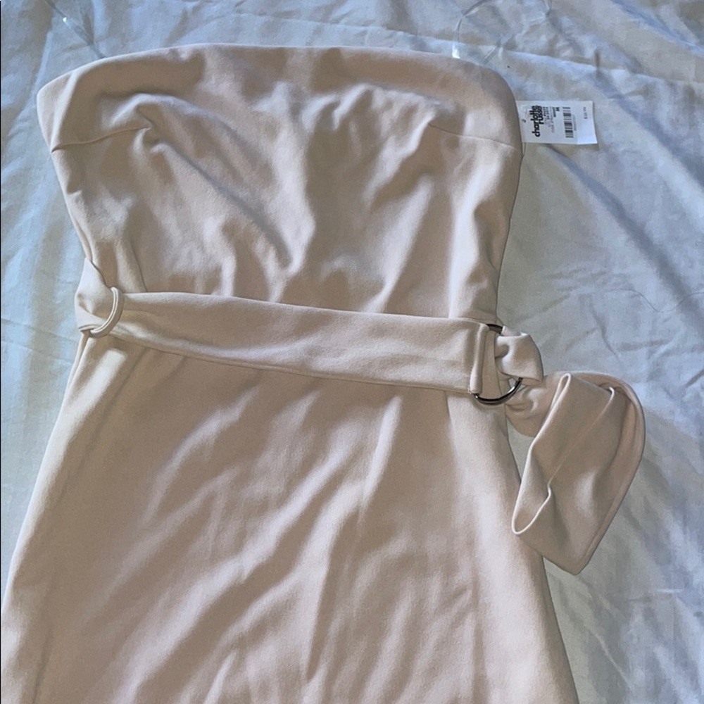 Strapless beige color dress